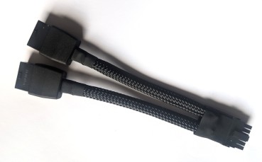 PCIe 5.0 Grafikkartenadapter auf 2x 8-PIN