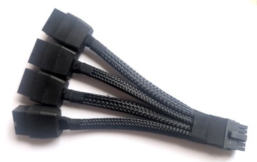 PCIe 5.0 Grafikkartenadapter auf 4x 8-PIN