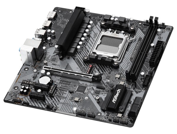 Gamer Komplett-PC mit AMD Ryzen 7 7700X - RX 7800 XT - 16 GB Ram