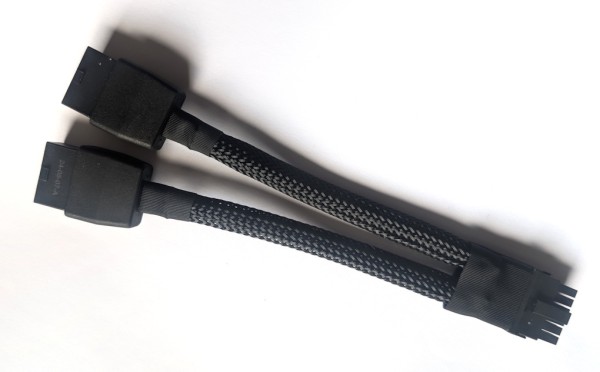 PCIe 5.0 Grafikkartenadapter auf 2x 8-PIN