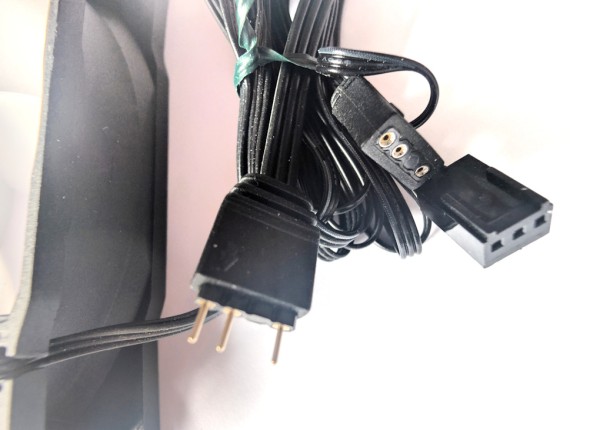 3x Thermaltake Gehäuselüfter 120 mm - TT-1225 A1225L12S - RGB