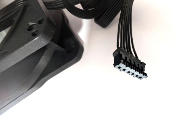 3x Thermaltake Gehäuselüfter 120 mm - TT-1225 A1225L12S - RGB - mit Controller